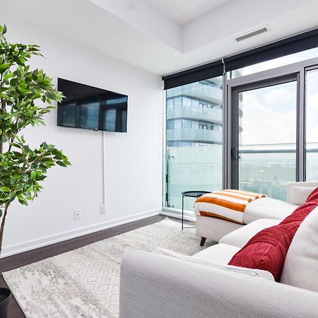 Downtown Toronto Condo Near Cn Tower, Scotiabank Arena, Rogers Centre, Union Station Exterior photo